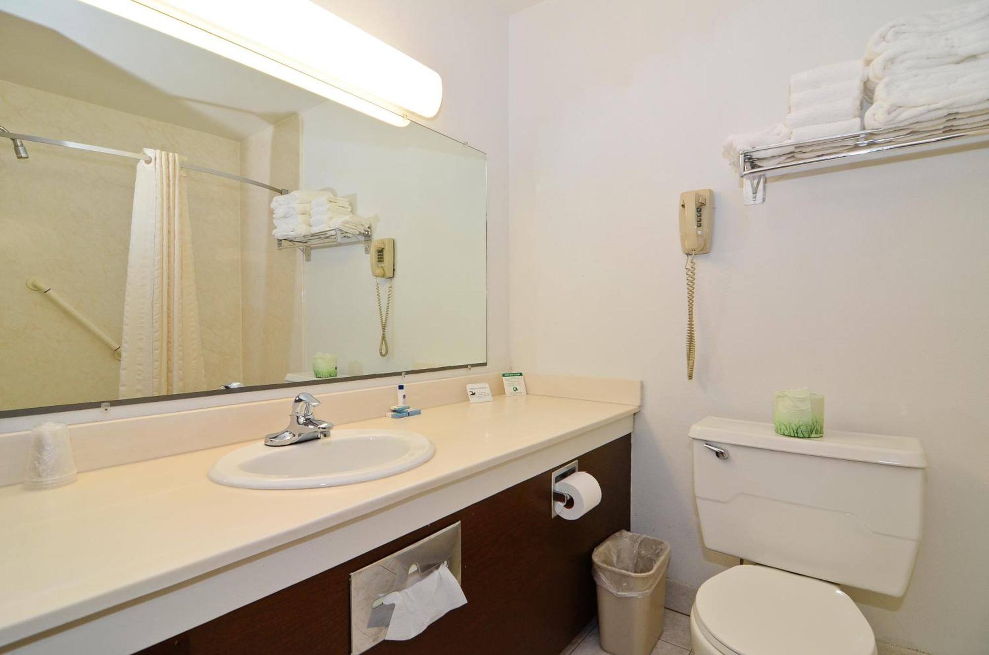 Americas Best Value Inn Iola Phòng bức ảnh